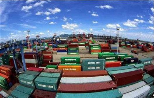 海关总署：今年前11个月，我国货物贸易进出口总值比去年同期增长11.1% 