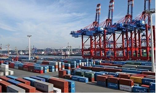 2019年1-2月，广东省外贸进出口实现9899.8亿元总值，实现贸易顺差1969.2亿元，收窄3.3% 