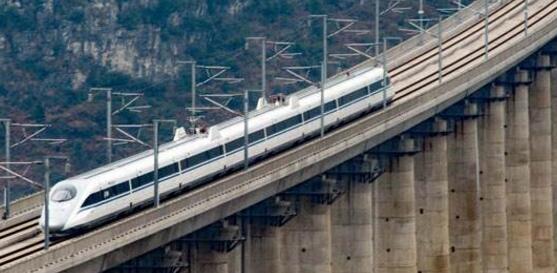 中国高铁桥梁长度已突破1.6万公里
